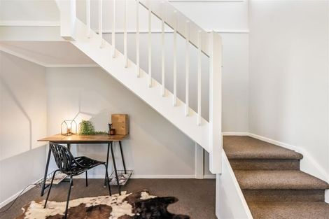 Photo of property in 7a Eastview Grove, Normandale, Lower Hutt, 5010