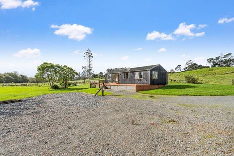 Photo of property in 230 Tavinor Road, Otaika, Whangarei, 0170