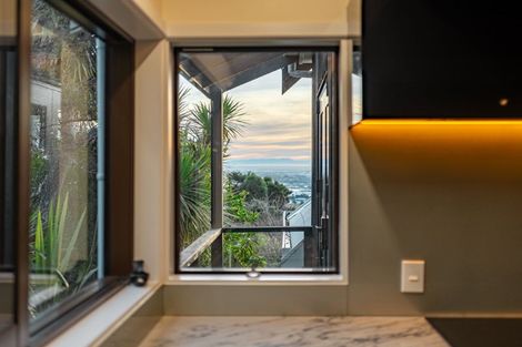 Photo of property in 245 Cannon Hill Crescent, Mount Pleasant, Christchurch, 8081