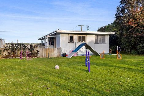 Photo of property in 73 Turuturu Road, Hawera, 4610