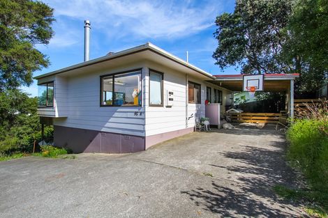 Photo of property in 92 Lincoln Park Avenue, Massey, Auckland, 0614