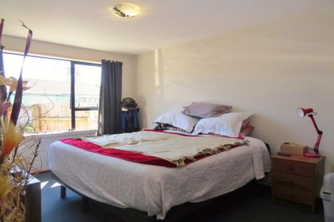 Photo of property in 2/241 Waterloo Road, Hornby, Christchurch, 8042