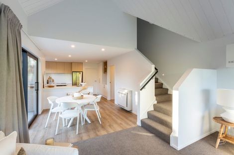 Photo of property in 4/11 Truscotts Road, Heathcote Valley, Christchurch, 8022