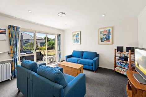 Photo of property in 6 Santa Teresa Court, Paraparaumu Beach, Paraparaumu, 5032