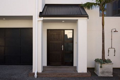 Photo of property in 184 Oceanbeach Road, Mount Maunganui, 3116