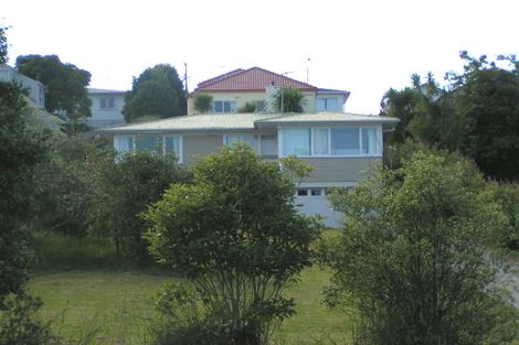 Photo of property in 37 Merriefield Avenue, Forrest Hill, Auckland, 0620