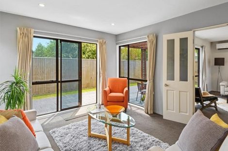 Photo of property in 12 Thoresby Mews, Avonhead, Christchurch, 8042