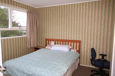 Photo of property in 14 Totara Grove, Hillcrest, Auckland, 0627