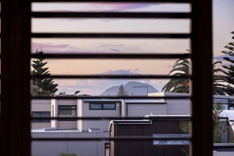 Photo of property in 2/415 Oceanbeach Road, Mount Maunganui, 3116