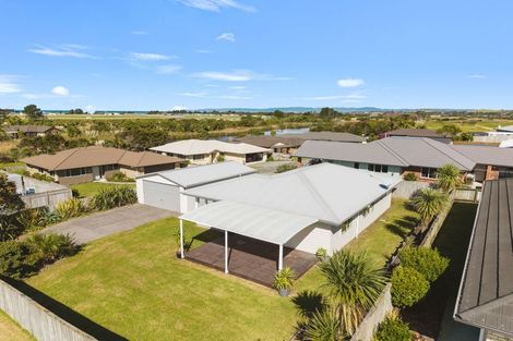 Photo of property in 12 Dune Lake Place, Ruakaka, 0116