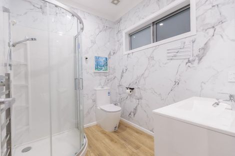 Photo of property in 32 Melksham Drive, Churton Park, Wellington, 6037
