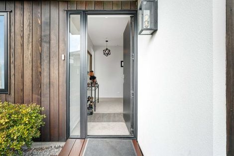 Photo of property in 10 Koreke Lane, Halswell, Christchurch, 8025