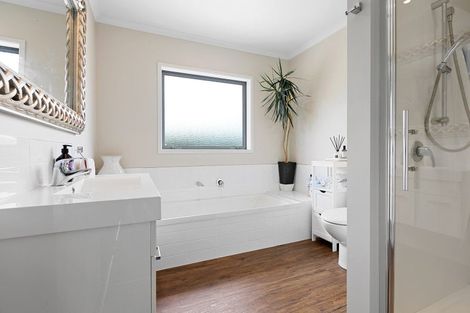 Photo of property in 109 Hursthouse Road, Tarurutangi, New Plymouth, 4372