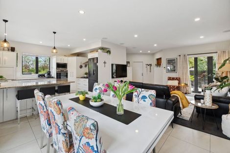 Photo of property in Point Ridge, 130 Gills Road, Albany Heights, Auckland, 0632