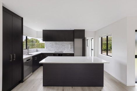 Photo of property in 34 Coppelia Avenue, Omokoroa, 3114