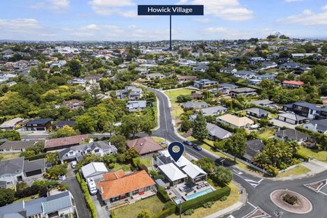 Photo of property in 2/51 Beach Road, Mellons Bay, Auckland, 2014
