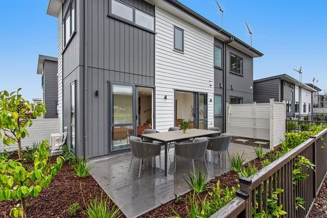 Photo of property in 104 Te Napi Drive, Takanini, Auckland, 2112