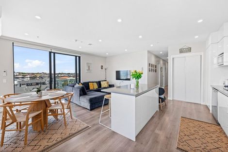 Photo of property in 111 Princes Street, Waikari, 7420