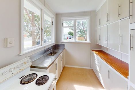 Photo of property in 14 Vincent Drive, Levin, 5510