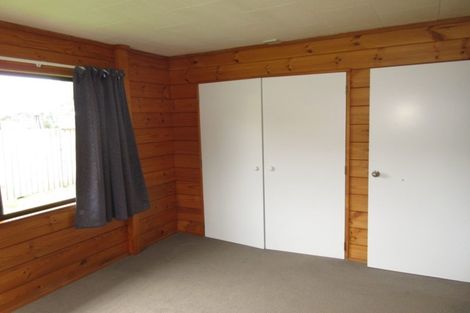 Photo of property in 4 Poneke Drive, Waikanae, 5036