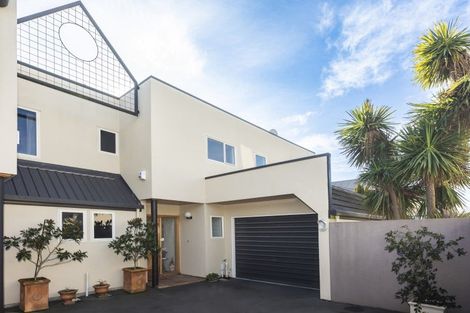 Photo of property in 3/33 Holly Road, St Albans, Christchurch, 8014