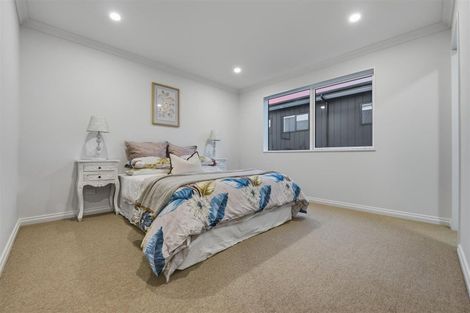 Photo of property in 240 Park Estate Road, Rosehill, Papakura, 2113