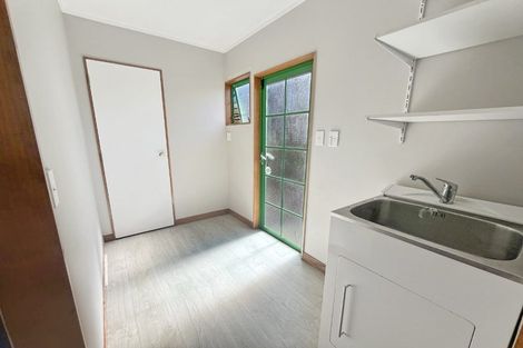 Photo of property in 122 Taupo View Road, Taupo, 3330