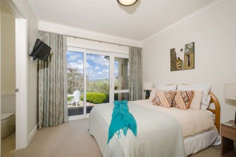 Photo of property in 94c Pomona Road, Kumeu, 0891