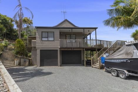 Photo of property in 10 Granfield Place, Te Kamo, Whangarei, 0112