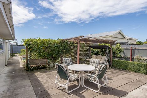 Photo of property in 220 Harewood Road, Bishopdale, Christchurch, 8053