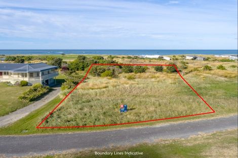 Photo of property in 7 Nunu Drive, Flat Point, Masterton, 5883