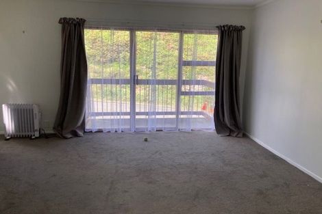 Photo of property in 3a Southern Cross Crescent, Island Bay, Wellington, 6023