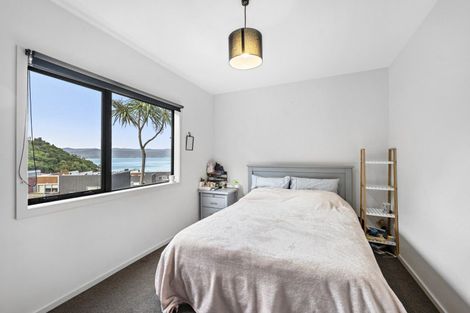 Photo of property in 9b Onslow Road, Khandallah, Wellington, 6035