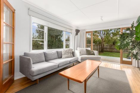 Photo of property in 8 Mangaroa Hill Road, Maoribank, Upper Hutt, 5018