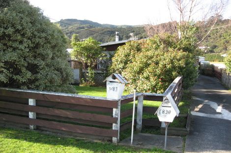 Photo of property in 1/83 Main Road, Wainuiomata, Lower Hutt, 5014