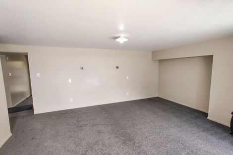 Photo of property in 17 Busby Hill, Havelock North, 4130