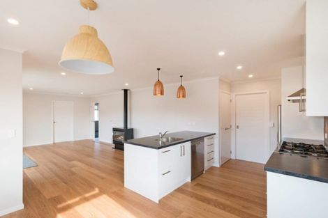 Photo of property in 32 Cheltenham Road, Lower Shotover, Queenstown, 9304
