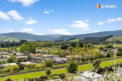 Photo of property in 218 Gladstone Road North, Mosgiel, 9024