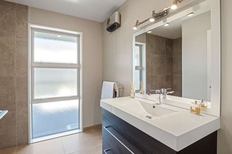 Photo of property in 16 Foxton Drive, Kaiapoi, 7630