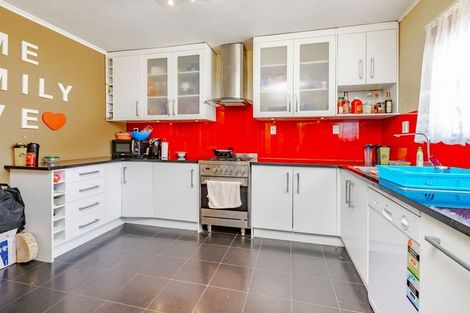 Photo of property in 37 Walters Road, Takanini, 2112