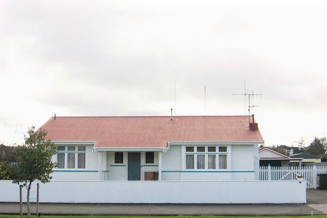 Photo of property in 37 Frederick Street, Terrace End, Palmerston North, 4410