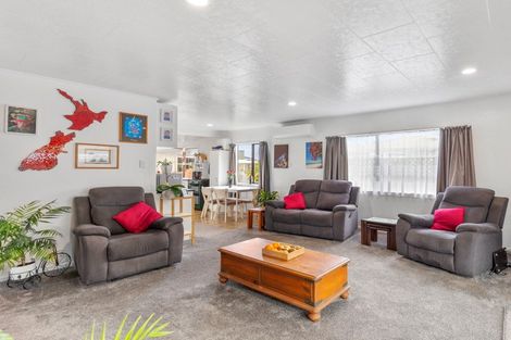 Photo of property in 196a Bartholomew Road, Levin, 5510