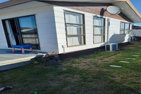 Photo of property in 2/4 Koromiko Avenue, Stoke, Nelson, 7011