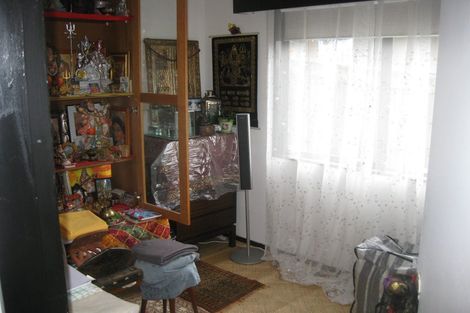 Photo of property in 17 Marne Grove, Waitangirua, Porirua, 5024