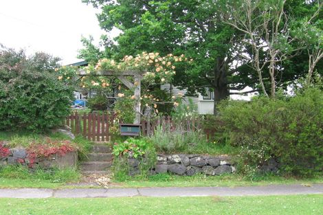 Photo of property in 1/11 Clayburn Road, Glen Eden, Auckland, 0602