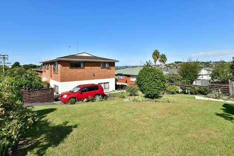 Photo of property in 1/9 Red Beach Road, Red Beach, 0932