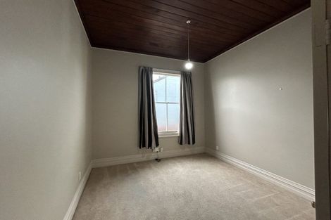 Photo of property in 25 Nelson Crescent, Napier South, Napier, 4110