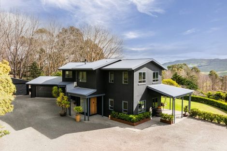 Photo of property in 35 Raratu Road, Kahuranaki, Havelock North, 4295