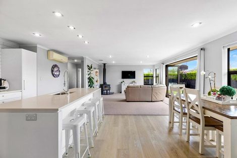 Photo of property in 17 Eyrewell Road, Pegasus, 7612