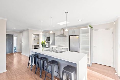 Photo of property in 18 Eastridge Terrace, Huntington, Hamilton, 3210